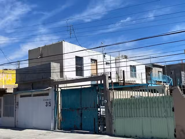 Cuarto Naranja-Casa de Hospedaje