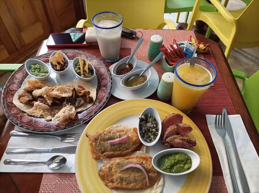 Deluxe Cancun Suites