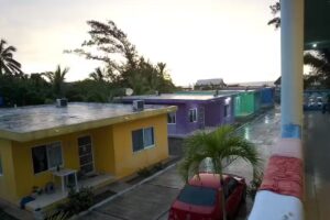 EL EDEN BUNGALOWS Y HOTEL