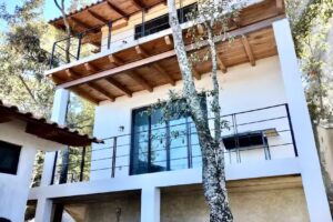 El Roble de los Abuelos Hotel de Monta&ntilde;a La Toscana