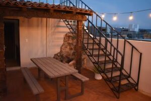 El Suburbio &ndash; Serapio Rend&oacute;n