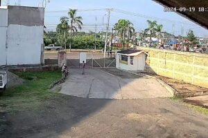 Estacionamiento y Pensión 24 Horas El VARO