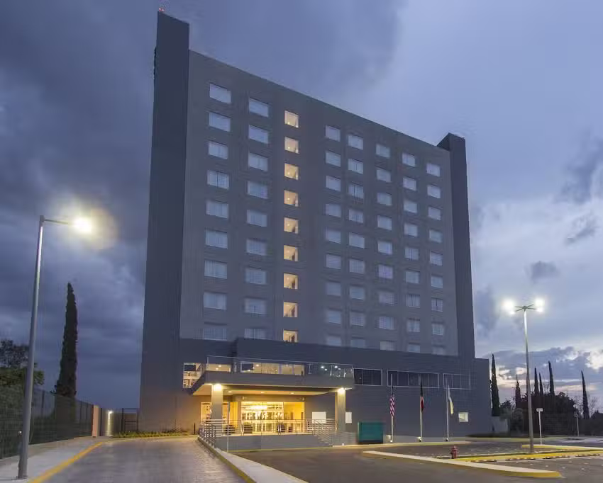 Fiesta Inn Suites Aeropuerto del Baj&iacute;o