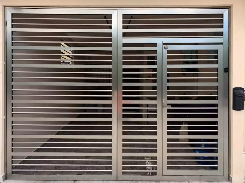 Frank&acute;s House Collection &ldquo;Shared House&rdquo;