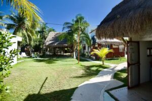 Golden Paradise Hostel