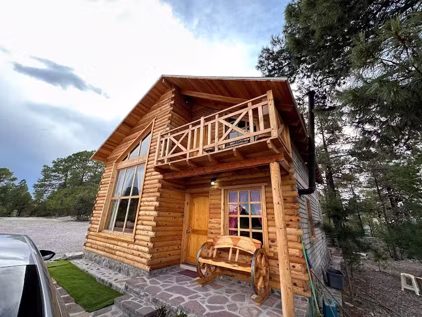 Grand Mountain Caba&ntilde;as
