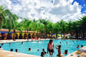 Guam&uacute;chil Parque Acu&aacute;tico & Caba&ntilde;as