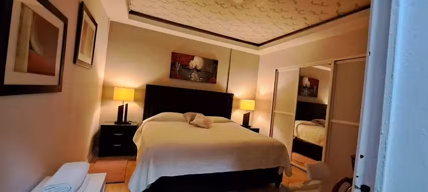 HABITACIONES NARVARTE DEL VALLE