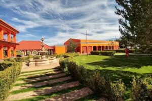 Hacienda Agaves casas coloradas
