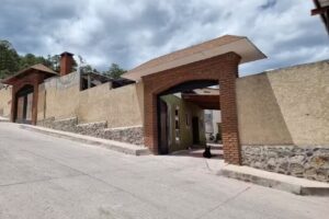 Hacienda Hotel y Suites, Guadalupe y Calvo