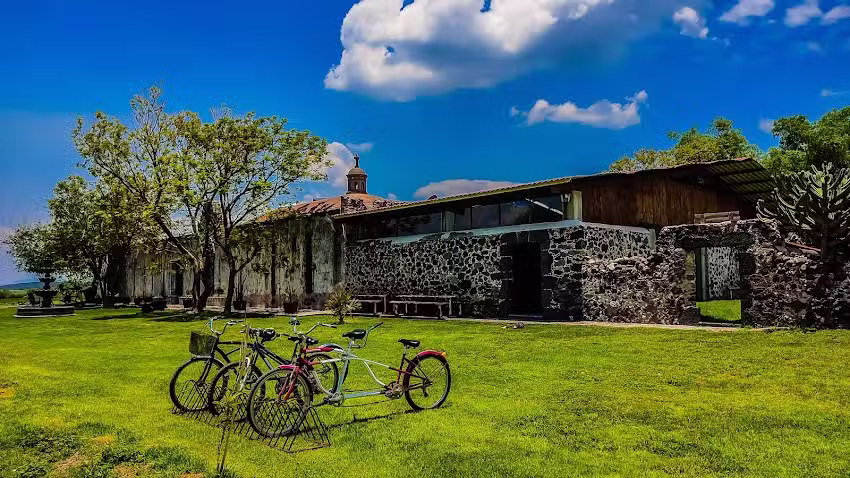 Hacienda La Cofradia de los Neria y Romero