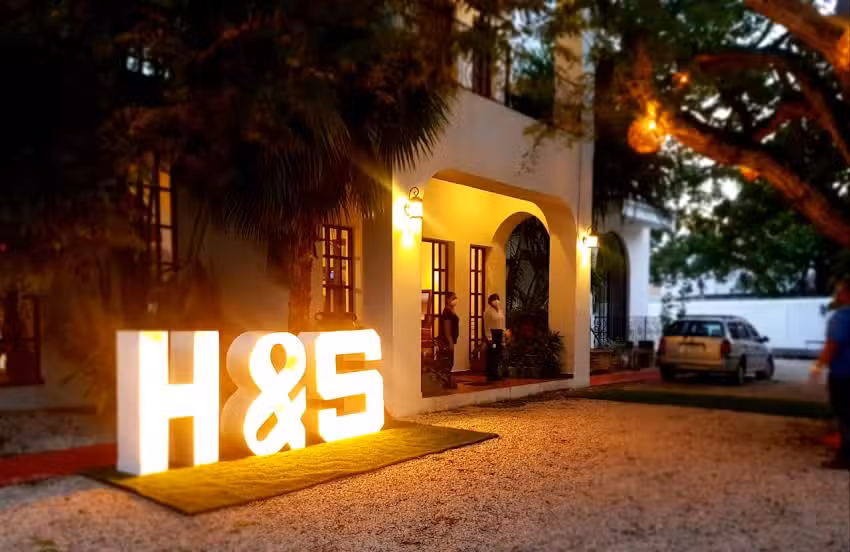 Hacienda Los Alamos Bed & Breakfast