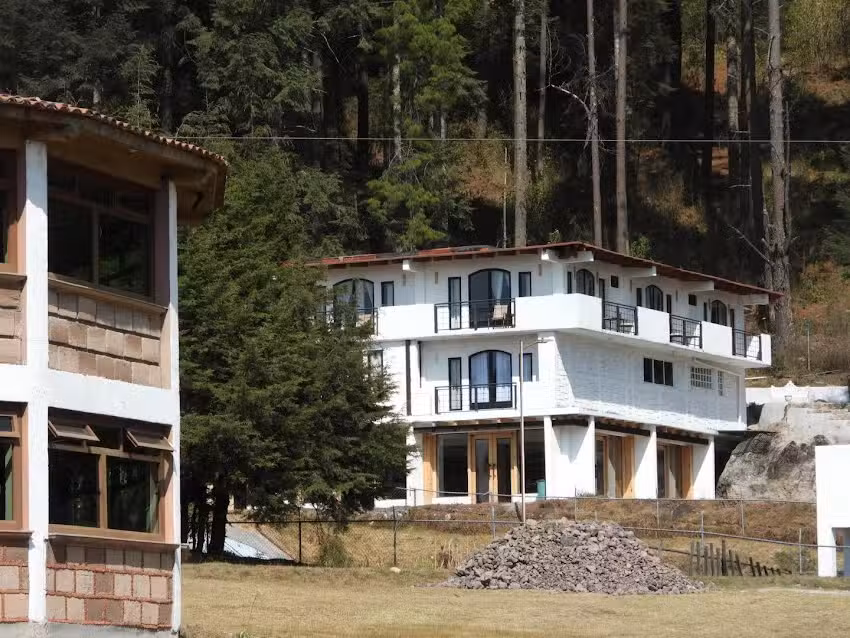 HACIENDA LOS MANANTIALES