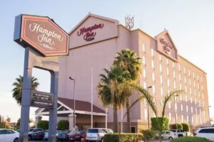 Hampton Inn by Hilton Torre&oacute;n-Airport Galerias