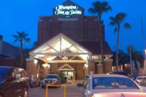 Hampton Inn & Suites