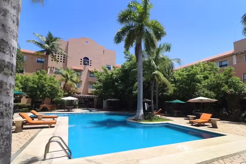 Holiday Inn Cd. Del Carmen