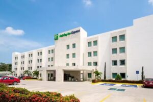 Holiday Inn Express Paraiso Dos Bocas by IHG