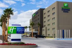 Holiday Inn Express & Suites