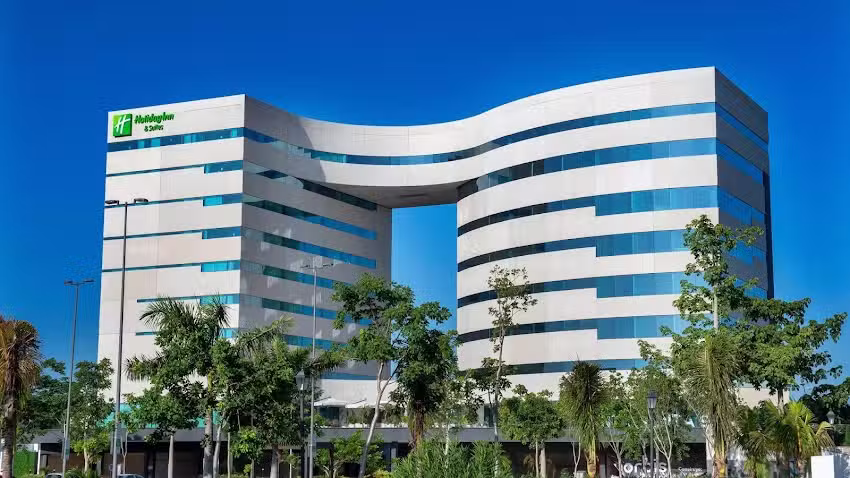 Holiday Inn & Suites M&eacute;rida La Isla