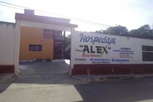 Hospedaje Alex