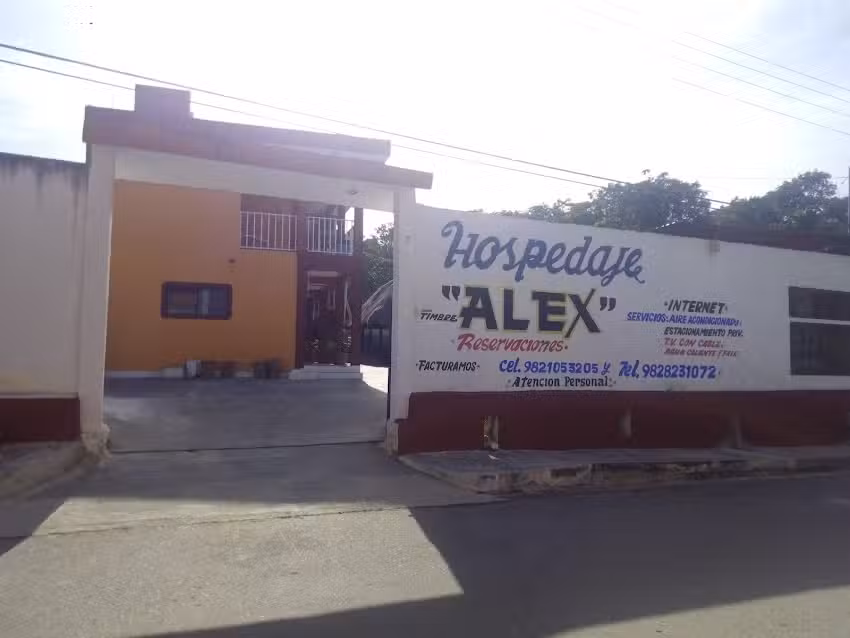 Hospedaje Alex