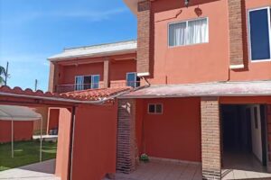 HOSPEDAJE DE LA CRUZ