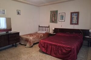 HOSTAL CASA MARTHA FLORES