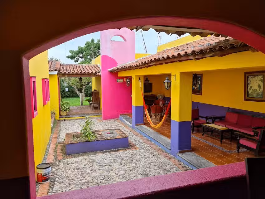 Hostal El Naranjo Hotel