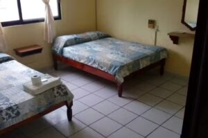 Hostal Holgu&iacute;n