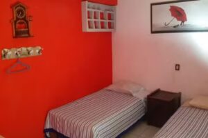 Hostal & Hotel Con Regaderas Pedro Escobedo