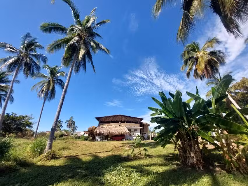 Hostal Tropical Roca Blanca