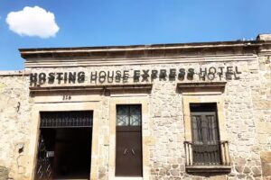 Hosting House Express