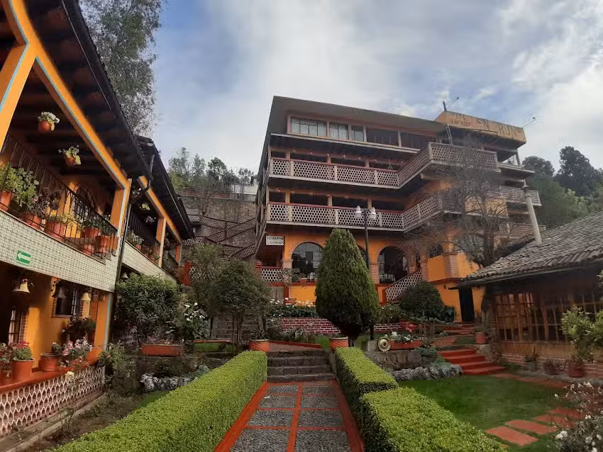 Hotel Albergue Don Bruno