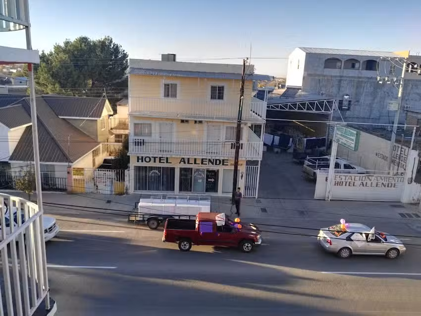 Hotel Allende