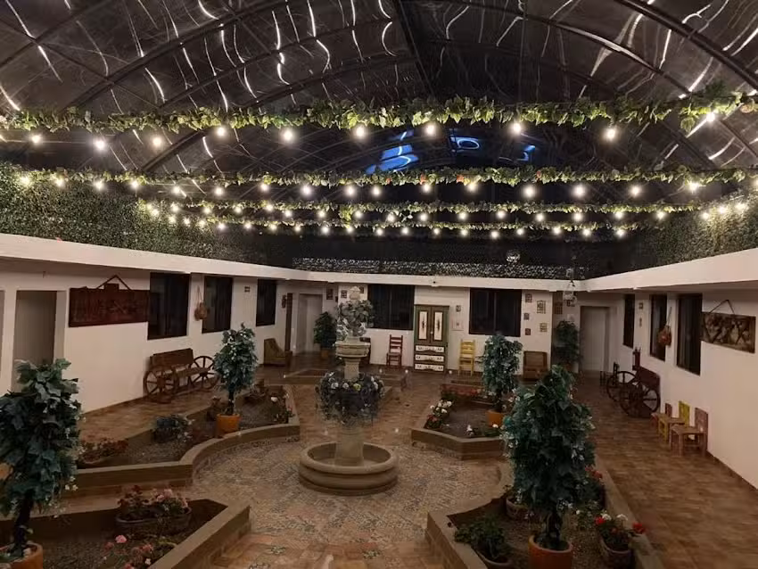 Hotel amanecer ranchero