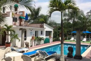 Hotel Bajo El Volc&aacute;n