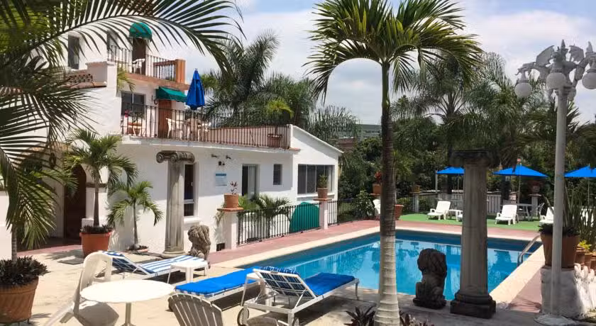 Hotel Bajo El Volc&aacute;n