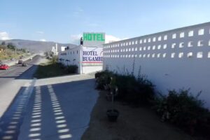 Hotel Bugambilias