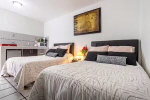 Hotel bugambilias poliforum