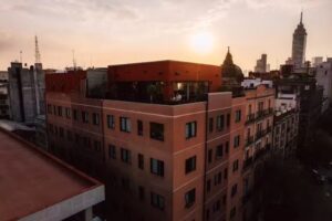 Hotel Canada Central & Rooftop