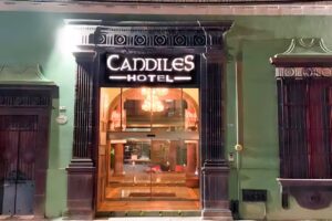 Hotel Candiles