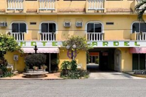 Hotel Cardel