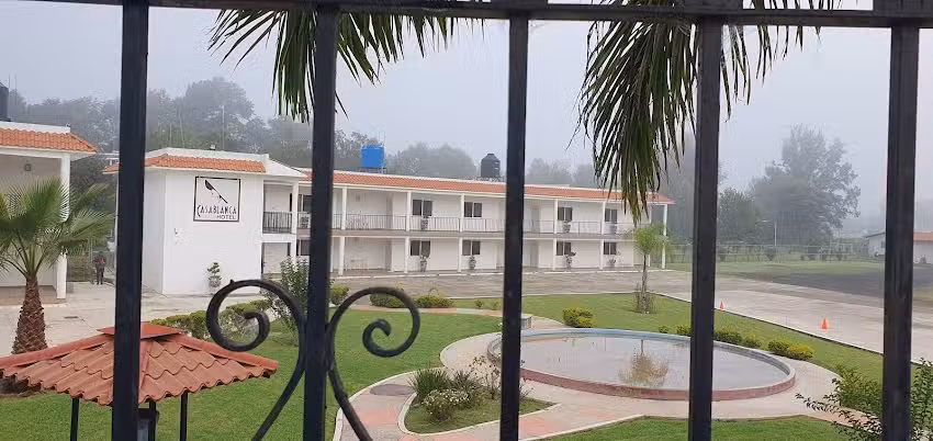 Hotel Casa Blanca
