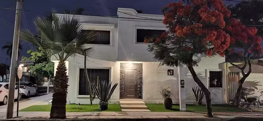 Hotel casa de hu&eacute;spedes