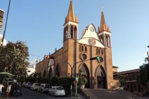 Hotel Casa Del Parque