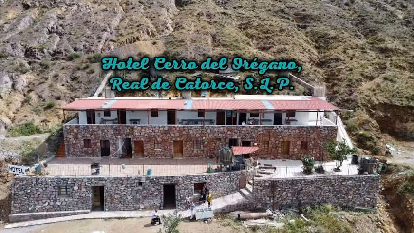 Hotel cerro del oregano