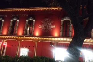 Hotel CONSTITUCIÓN