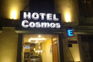 Hotel Cosmos