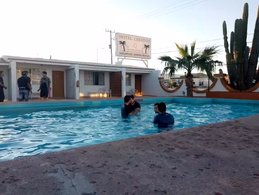 Hotel Crest&oacute;n