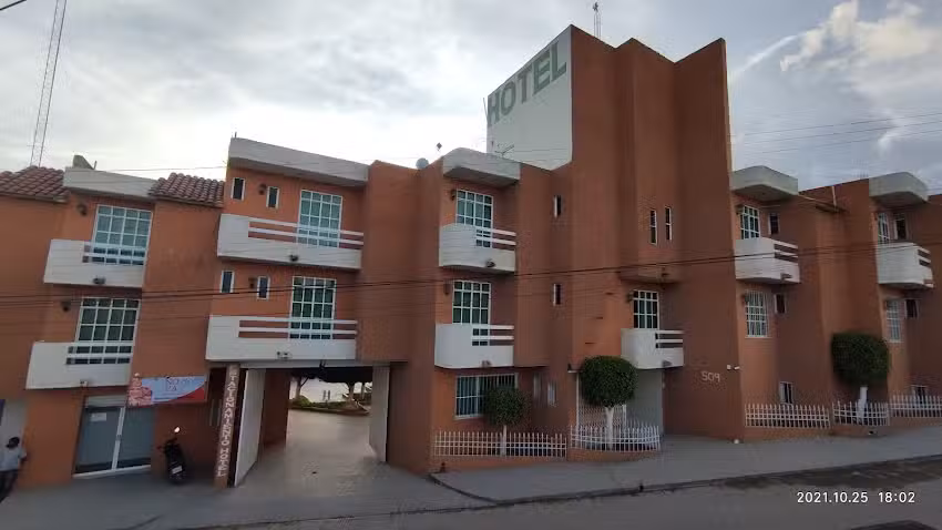 Hotel Diamante Plaza